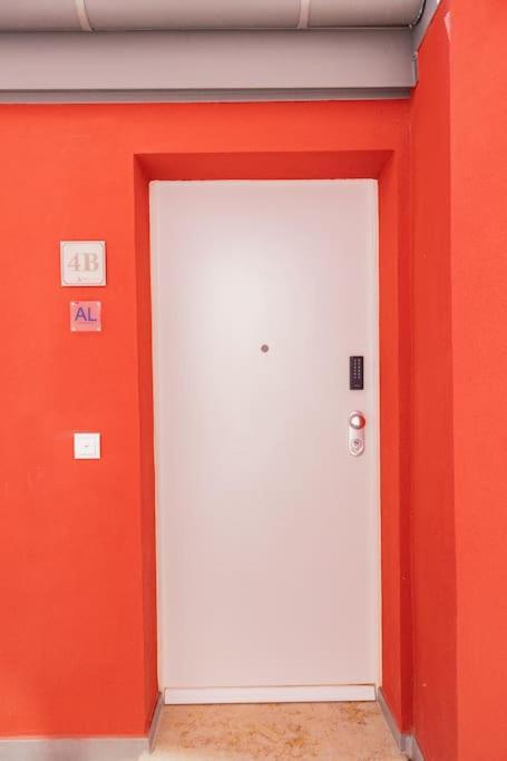 Superb Central Lisbon Apartment ภายนอก รูปภาพ