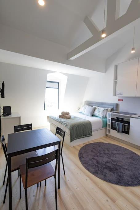 Superb Central Lisbon Apartment ภายนอก รูปภาพ